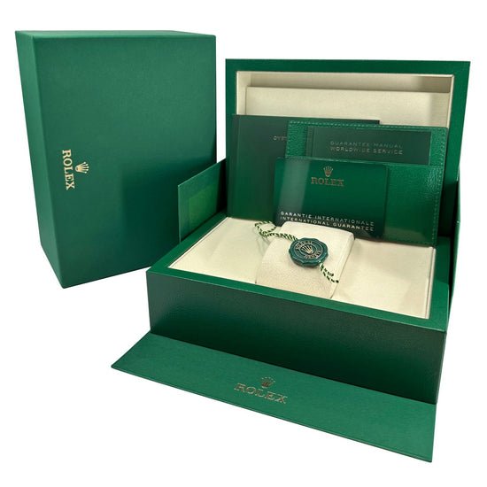 Rolex Replica Watch Datejust 36, Oystersteel, Bright blue sunray dial, Domed Oyster, 126200-0030